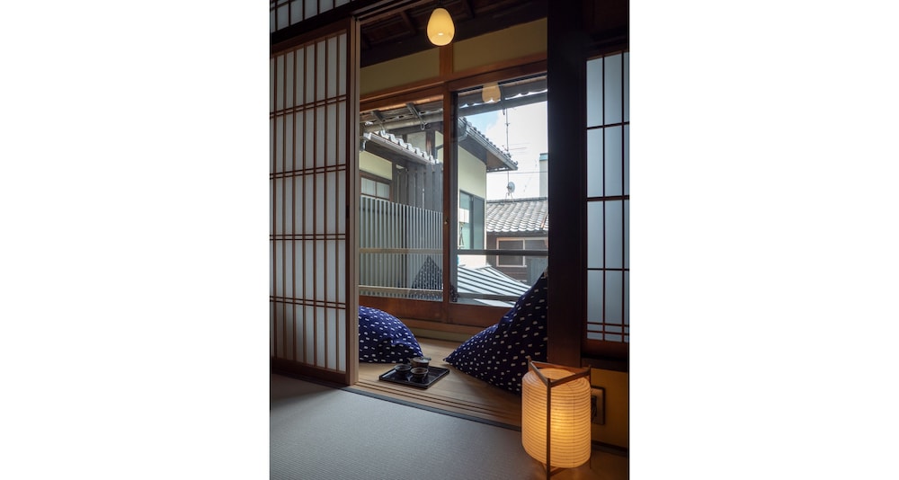 THE MACHIYA KAMIUMEYA 京都