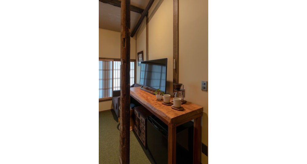 THE MACHIYA KAMIUMEYA 京都