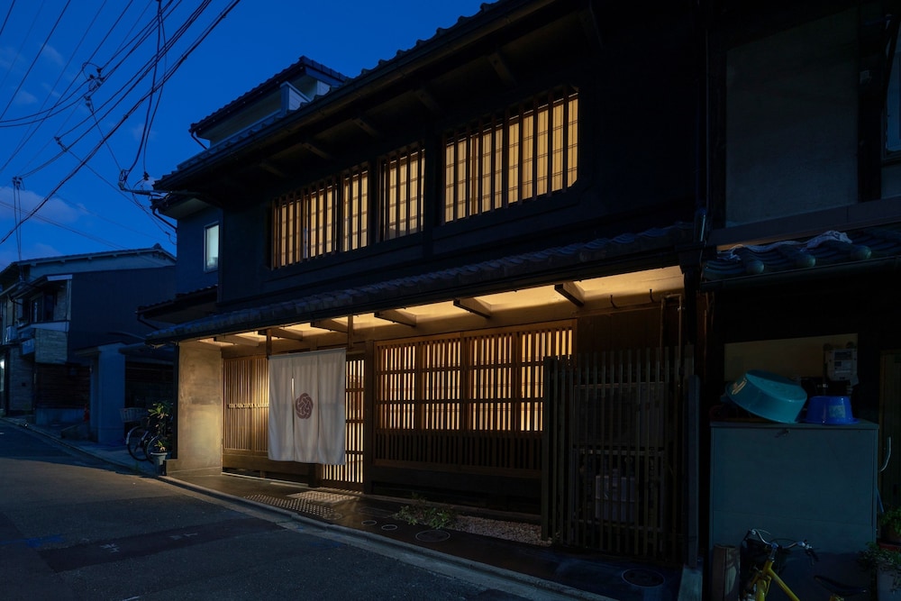 THE MACHIYA KAMIUMEYA 京都