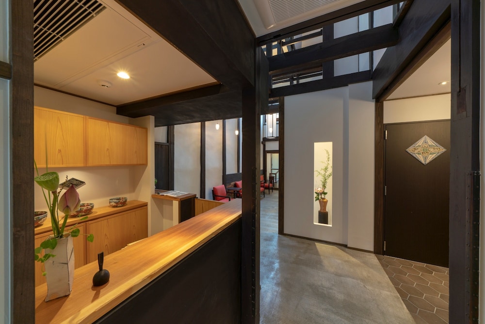 THE MACHIYA KAMIUMEYA 京都