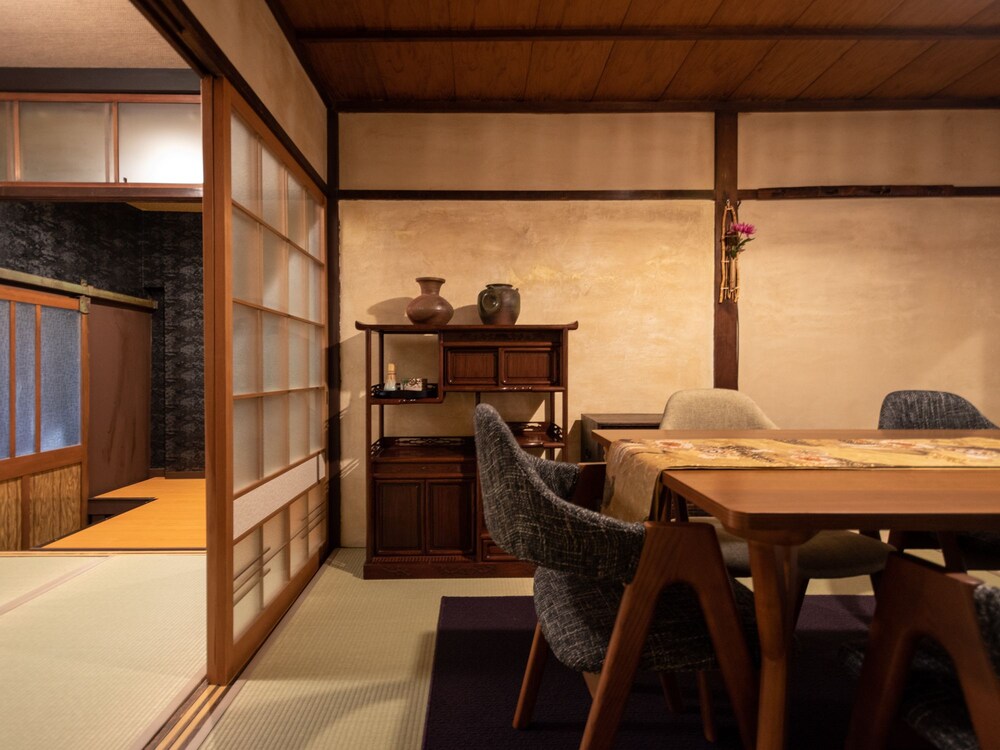 8 INN 烏丸 京町屋 京都