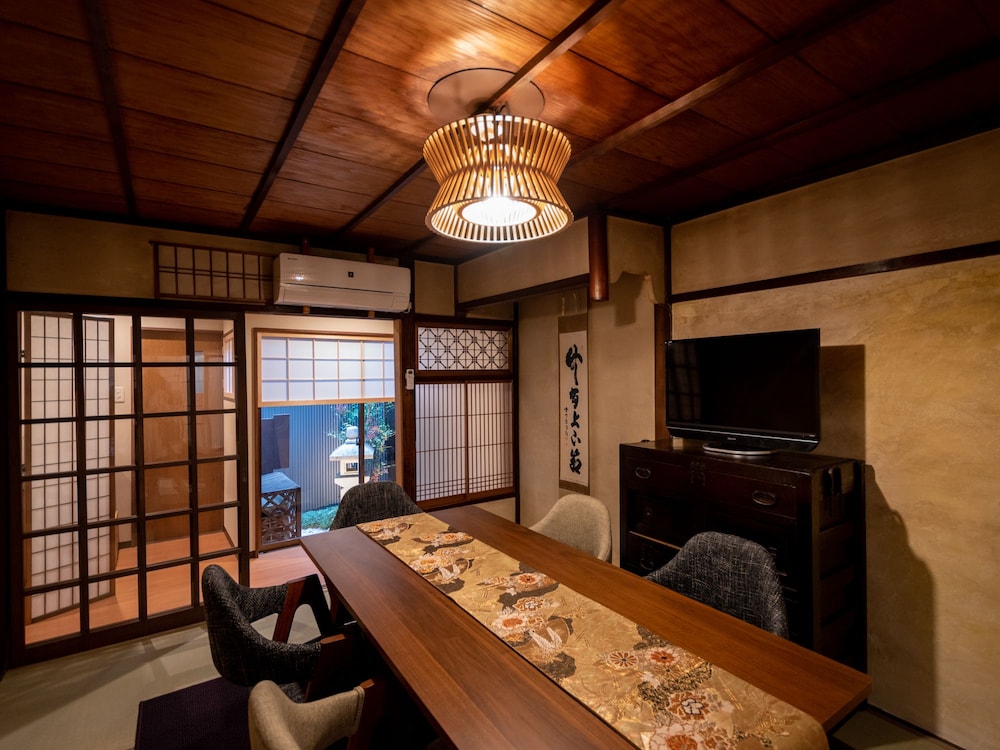 8 INN 烏丸 京町屋 京都