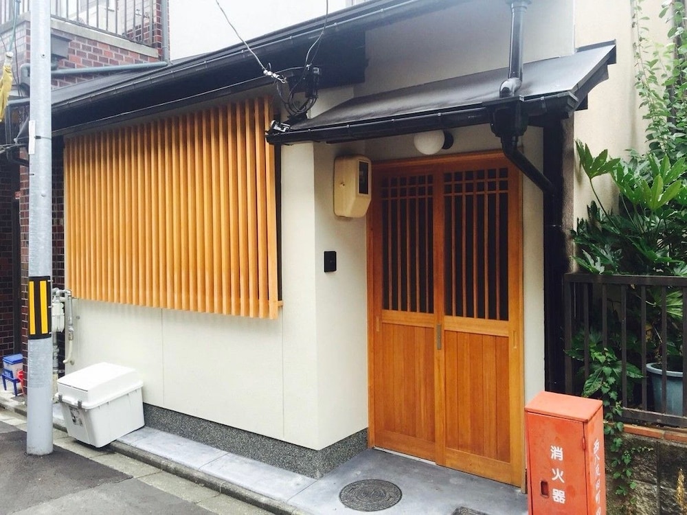 KYOTO TANBAGUCHI CLASSIC JAPANESE HOUSE 京都