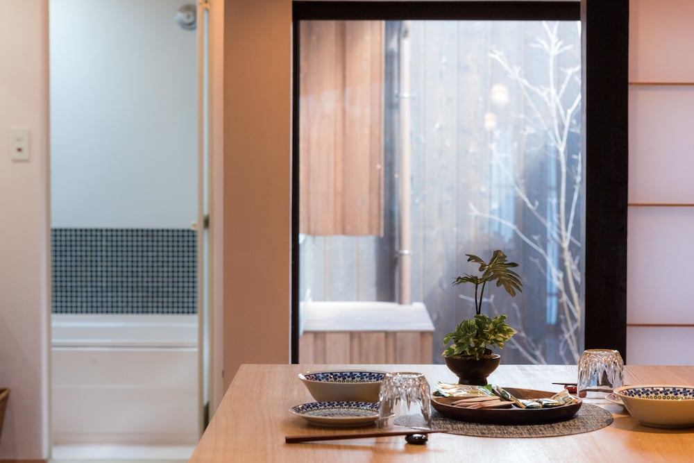 CYMBIDIUM HOUSE KYOTO 京都