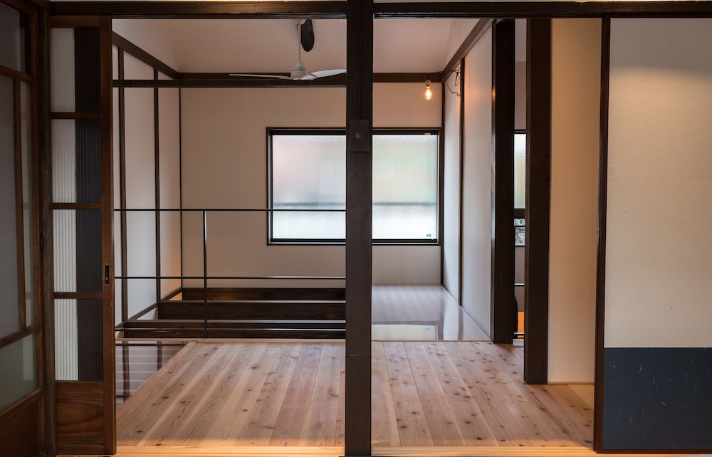 CYMBIDIUM HOUSE KYOTO 京都