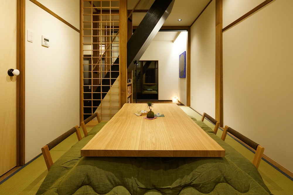 HANARE KYOTO 待月亭 京都
