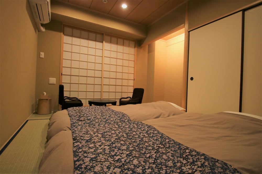 PRIVATE RESIDENCE KYOTO SAKURA 京都