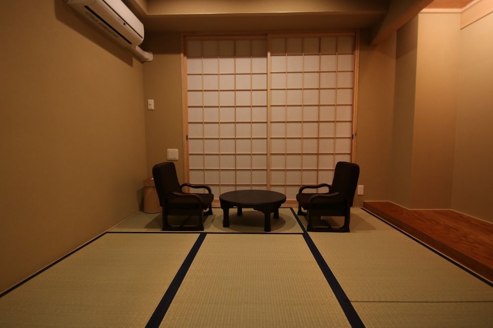 PRIVATE RESIDENCE KYOTO SAKURA 京都
