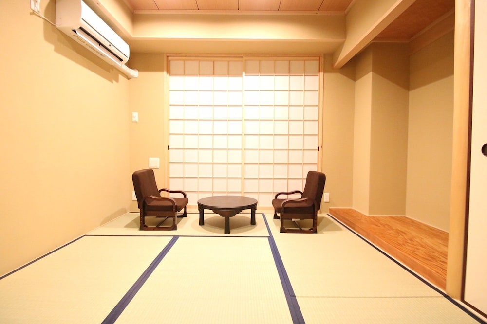PRIVATE RESIDENCE KYOTO SAKURA 京都