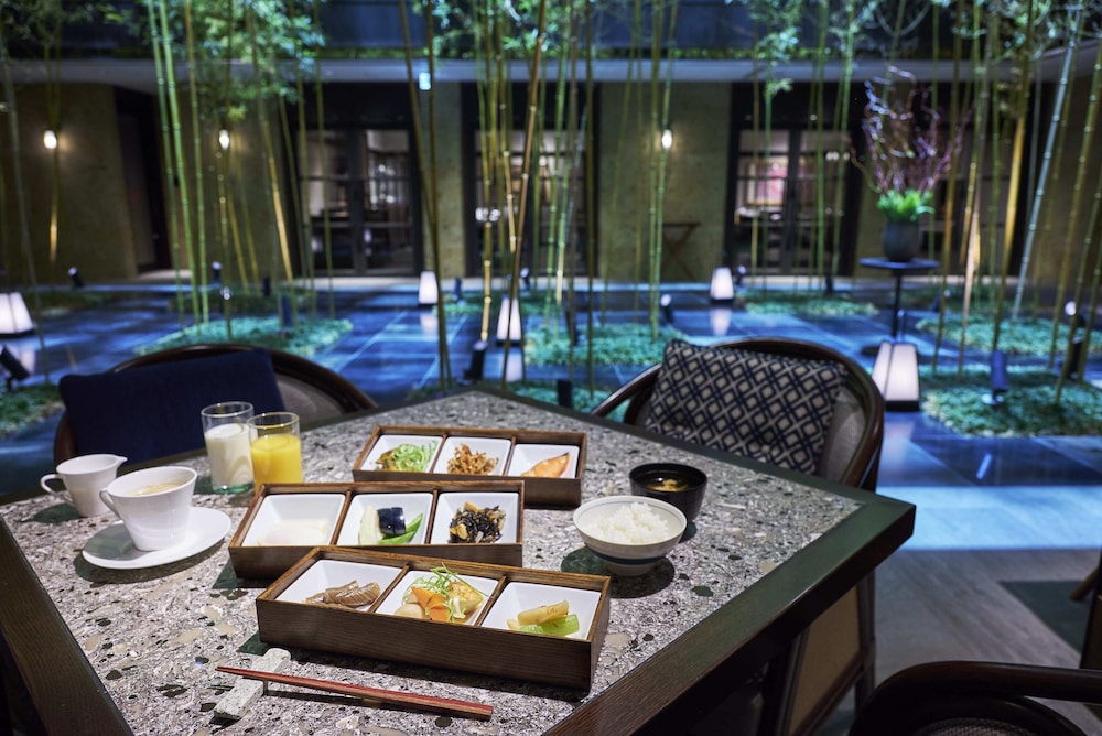 ダーワ・悠洛 京都 京都