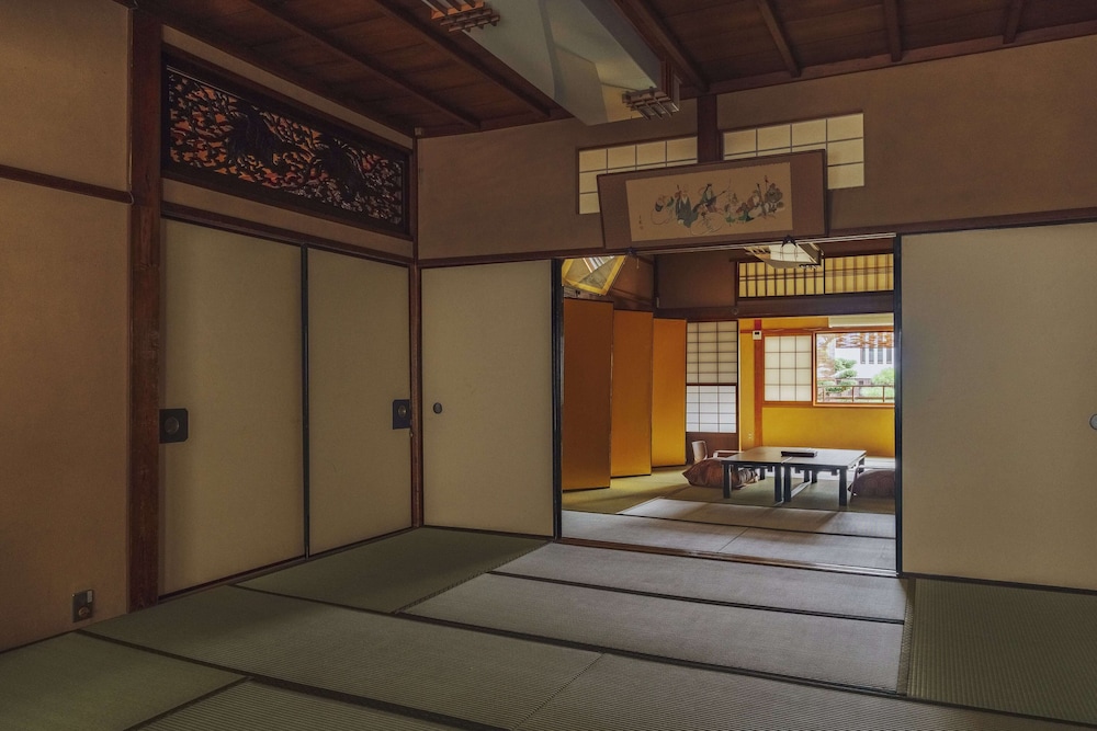 旅館元奈古 京都