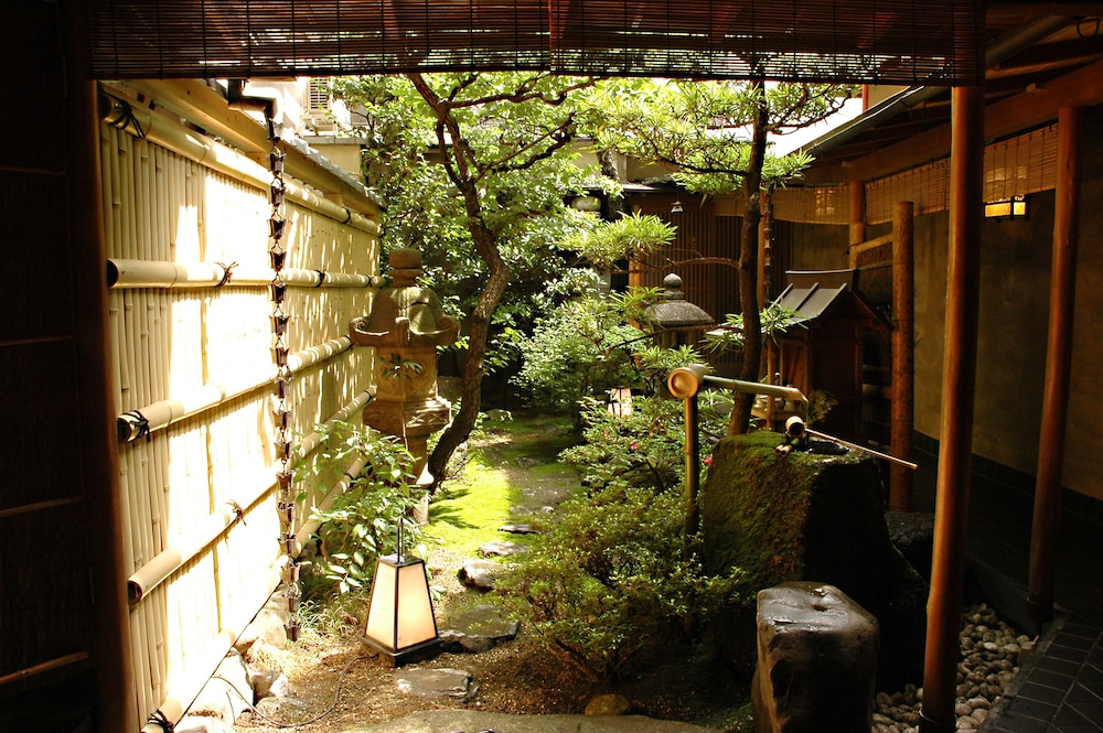 旅館元奈古 京都