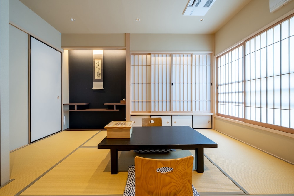 NISHIYAMA RYOKAN - 1953年創業 京都