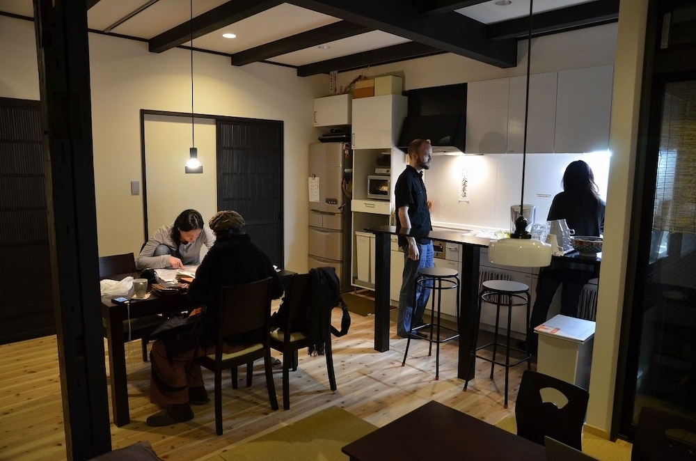 京都ゲストハウス ろうじ屋 京都