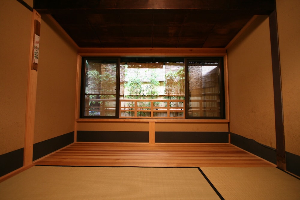 和宿 里 京都