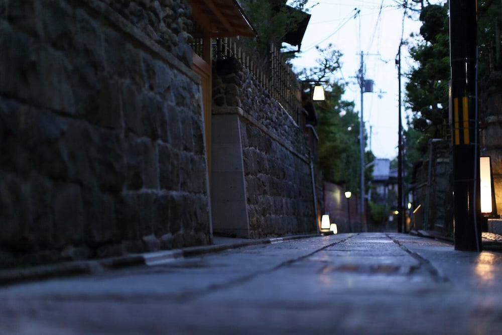 石塀小路 龍吟 京都