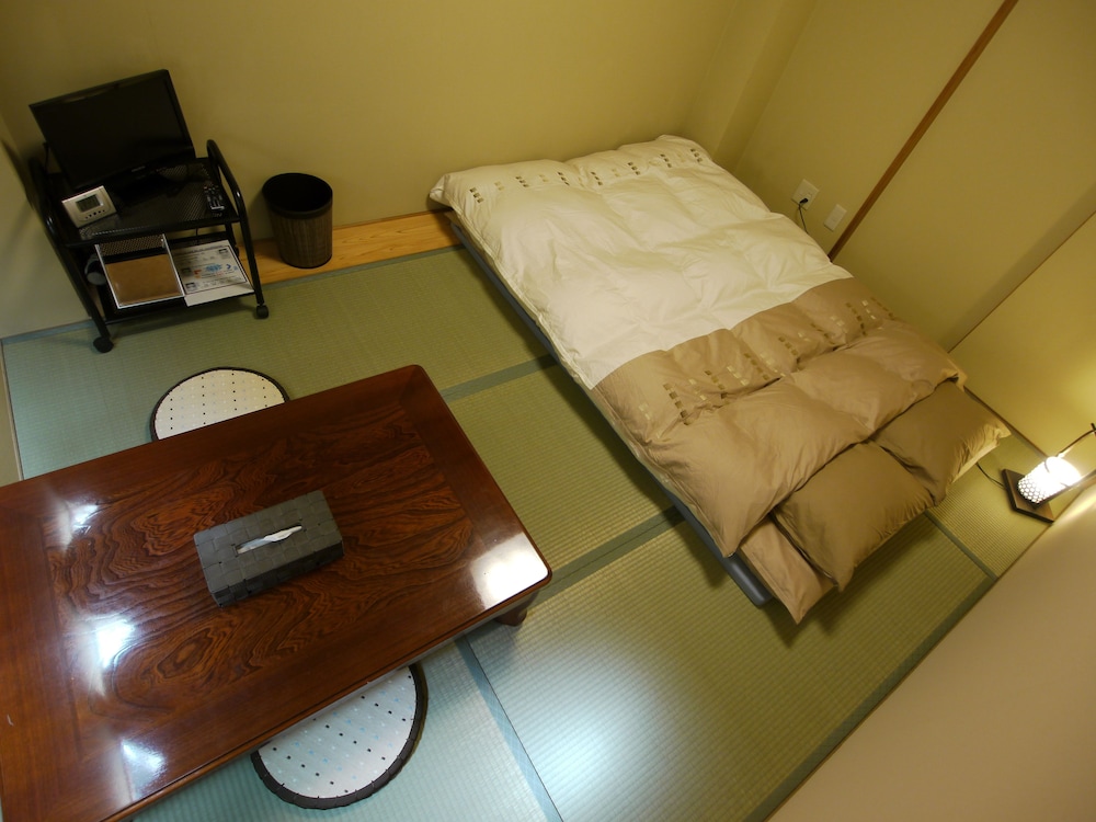 KYOTO HANA HOSTEL - 京都花宿 京都