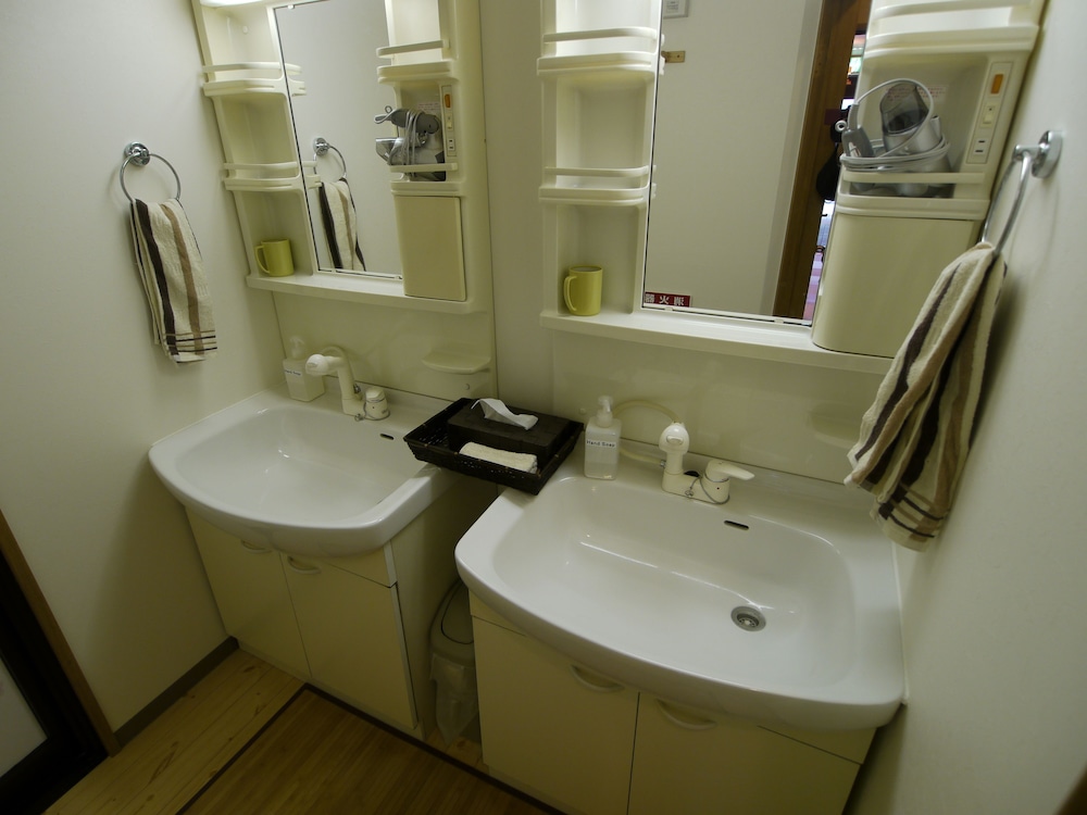 KYOTO HANA HOSTEL - 京都花宿 京都