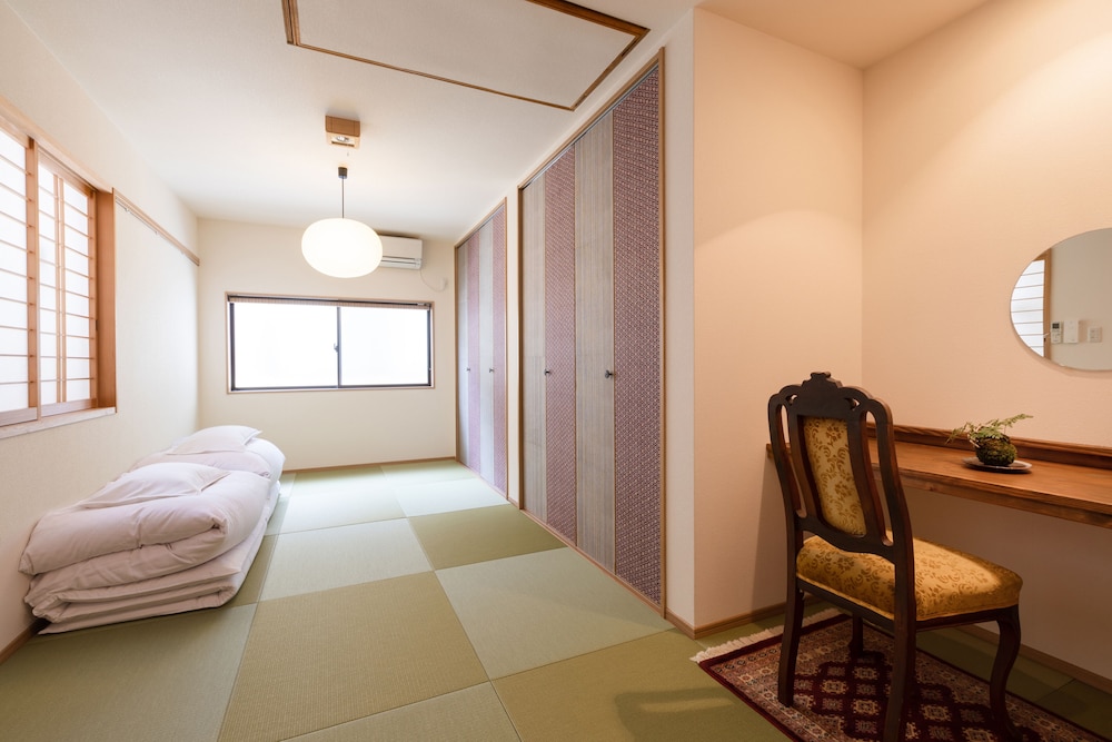 京いすけ 百足屋町 京都