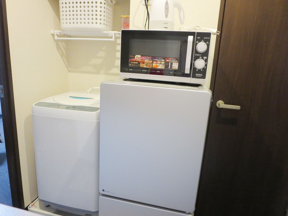 KYOTO YOKO & AKIRA GUESTHOUSE 京都