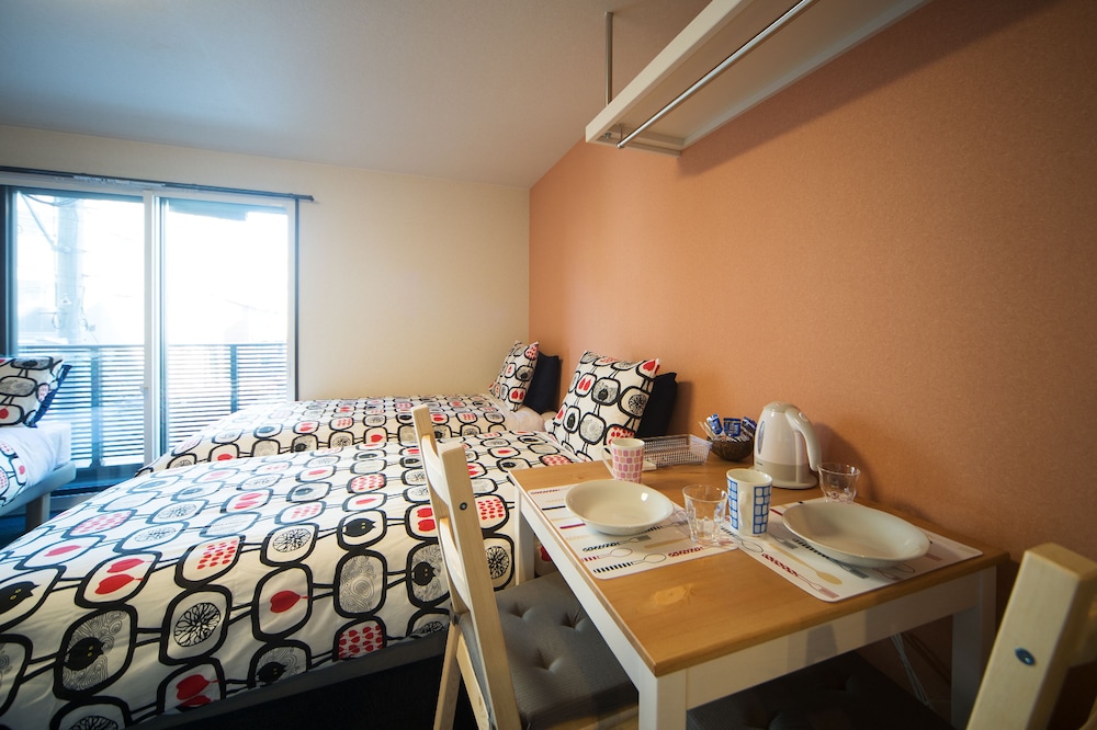 KYOTO YOKO & AKIRA GUESTHOUSE 京都
