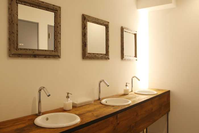 THE LOWER EAST NINE HOSTEL 京都