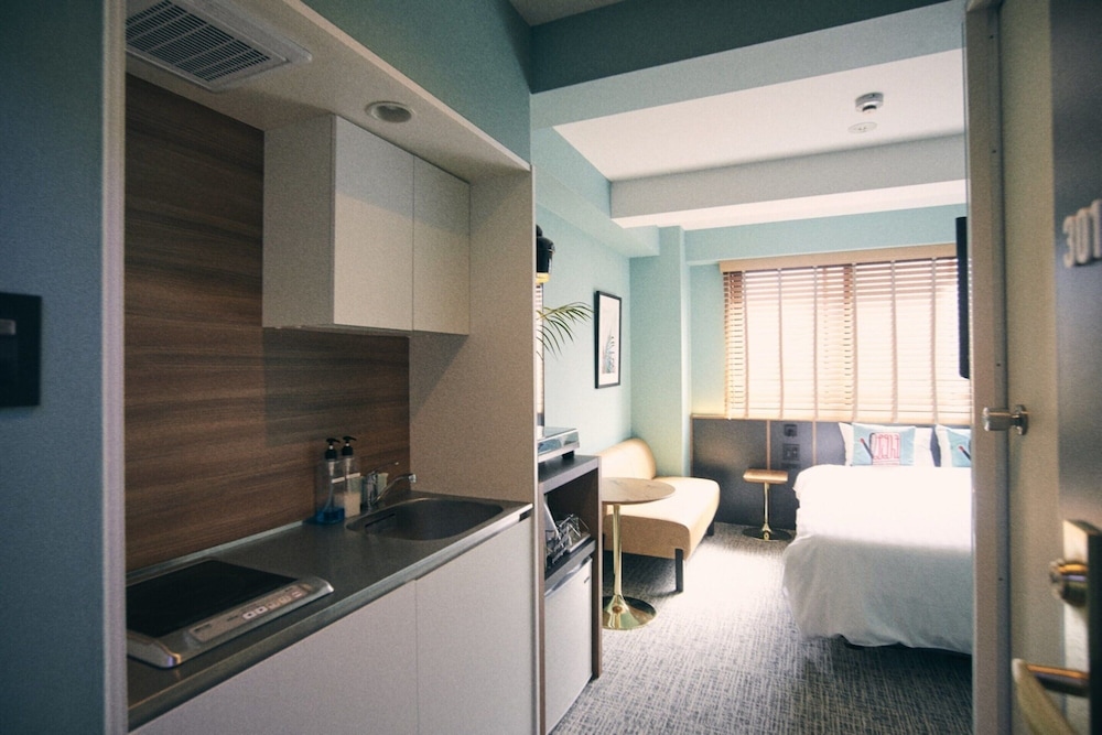 HOTEL SHE, KYOTO 京都