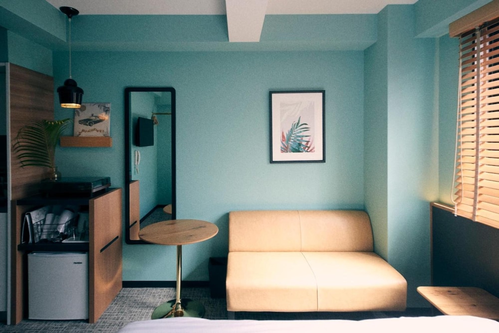 HOTEL SHE, KYOTO 京都