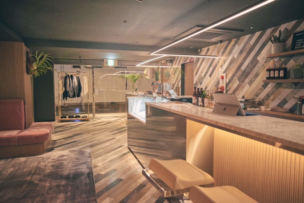 HOTEL SHE, KYOTO 京都