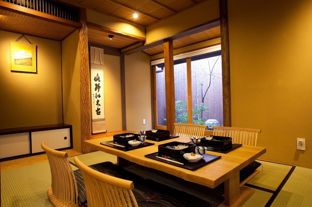 CAMPTON 1 艮 京都