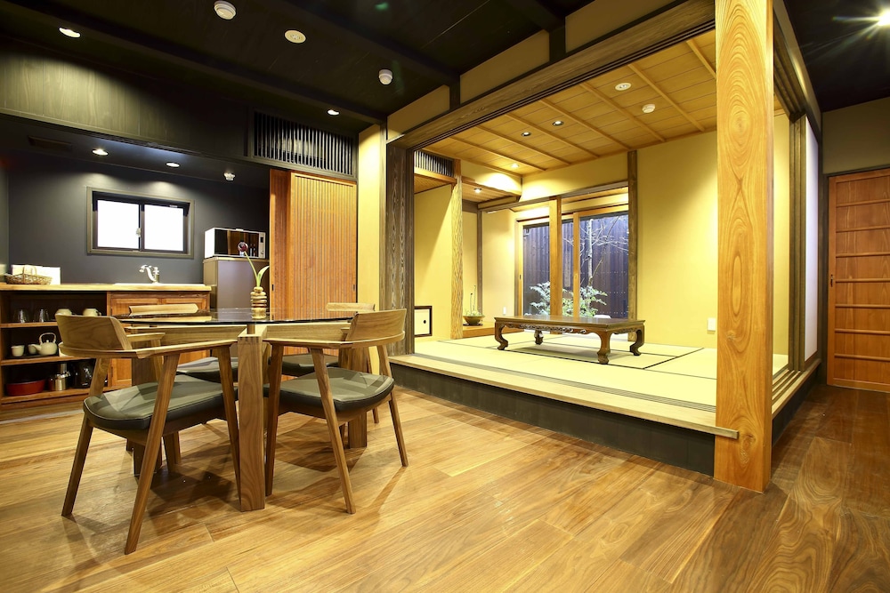 CAMPTON 1 艮 京都