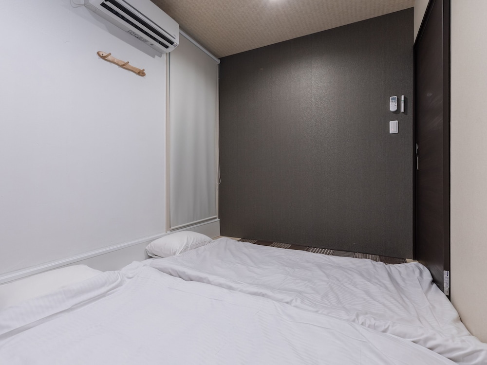OYO RYOKAN E-STAY KYOTO ROKUJO 京都