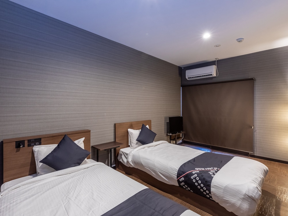 OYO RYOKAN E-STAY KYOTO ROKUJO 京都