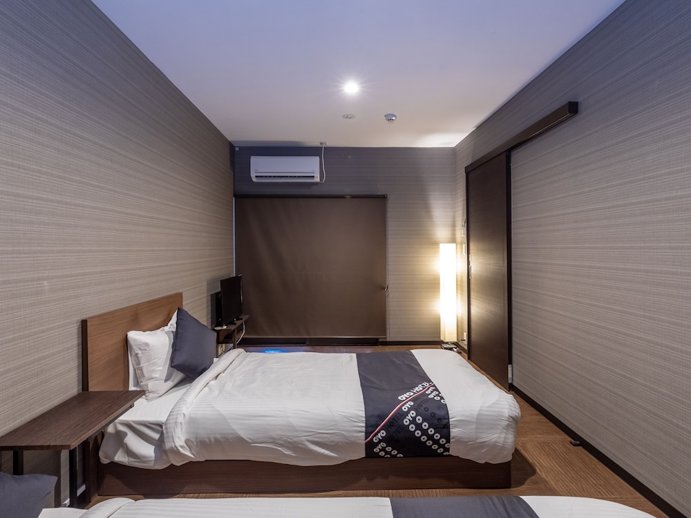 OYO RYOKAN E-STAY KYOTO ROKUJO 京都