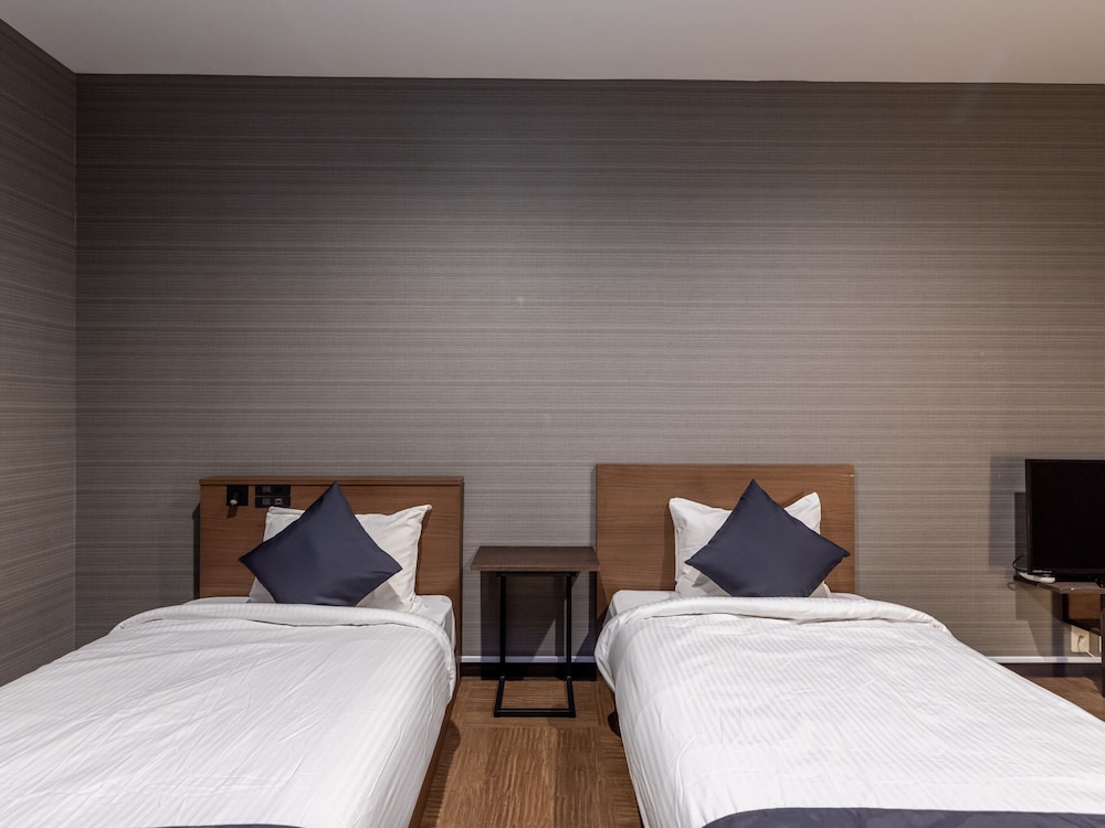 OYO RYOKAN E-STAY KYOTO ROKUJO 京都