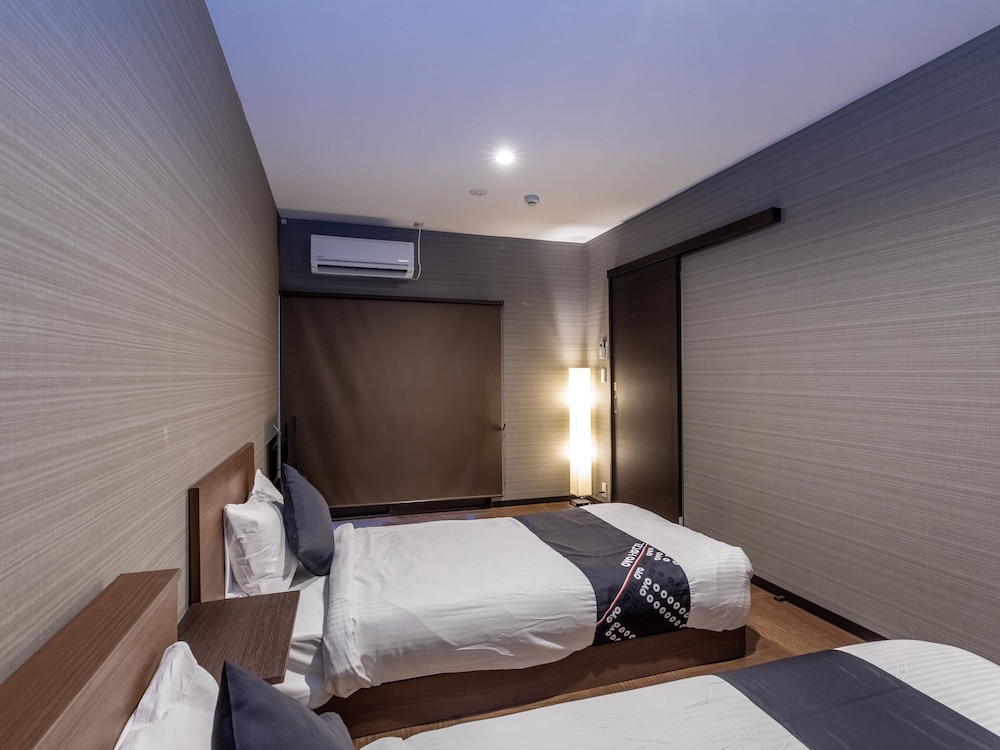 OYO RYOKAN E-STAY KYOTO ROKUJO 京都