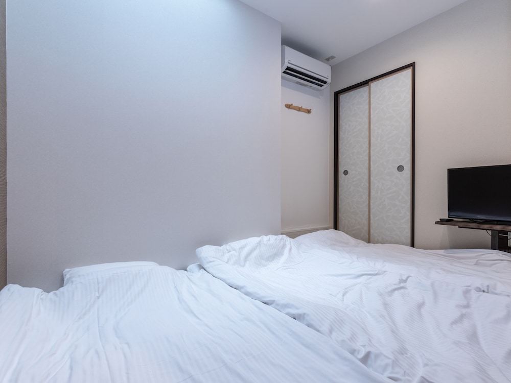 OYO RYOKAN E-STAY KYOTO ROKUJO 京都