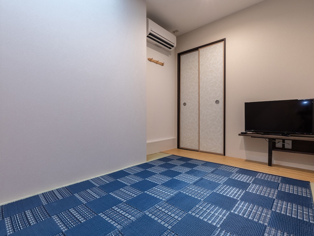 OYO RYOKAN E-STAY KYOTO ROKUJO 京都