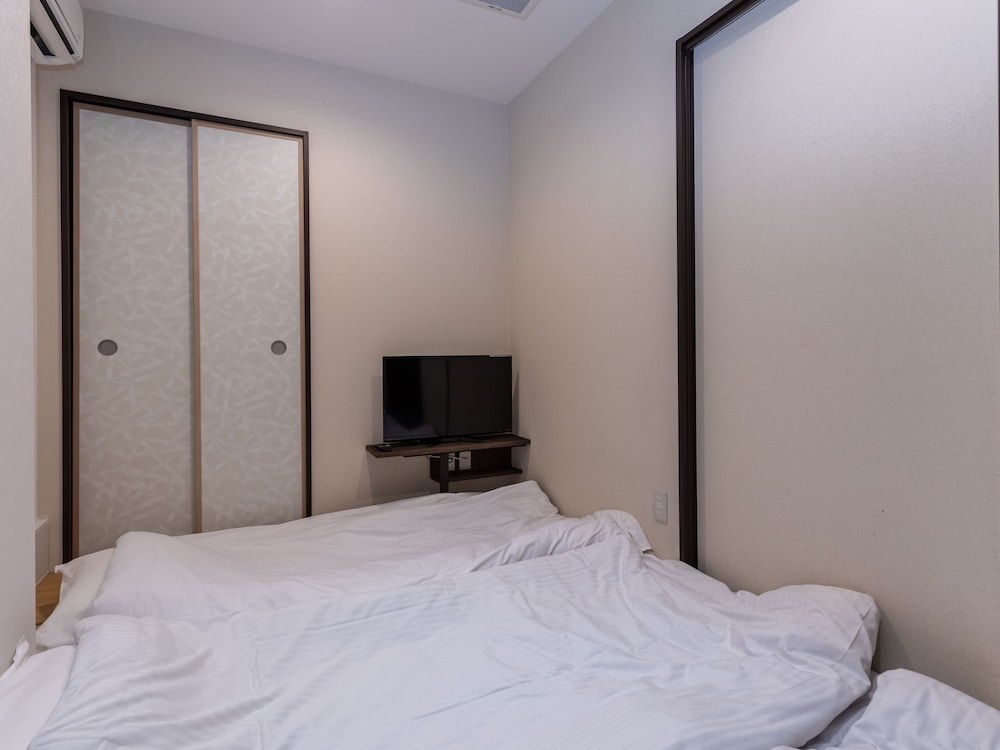 OYO RYOKAN E-STAY KYOTO ROKUJO 京都