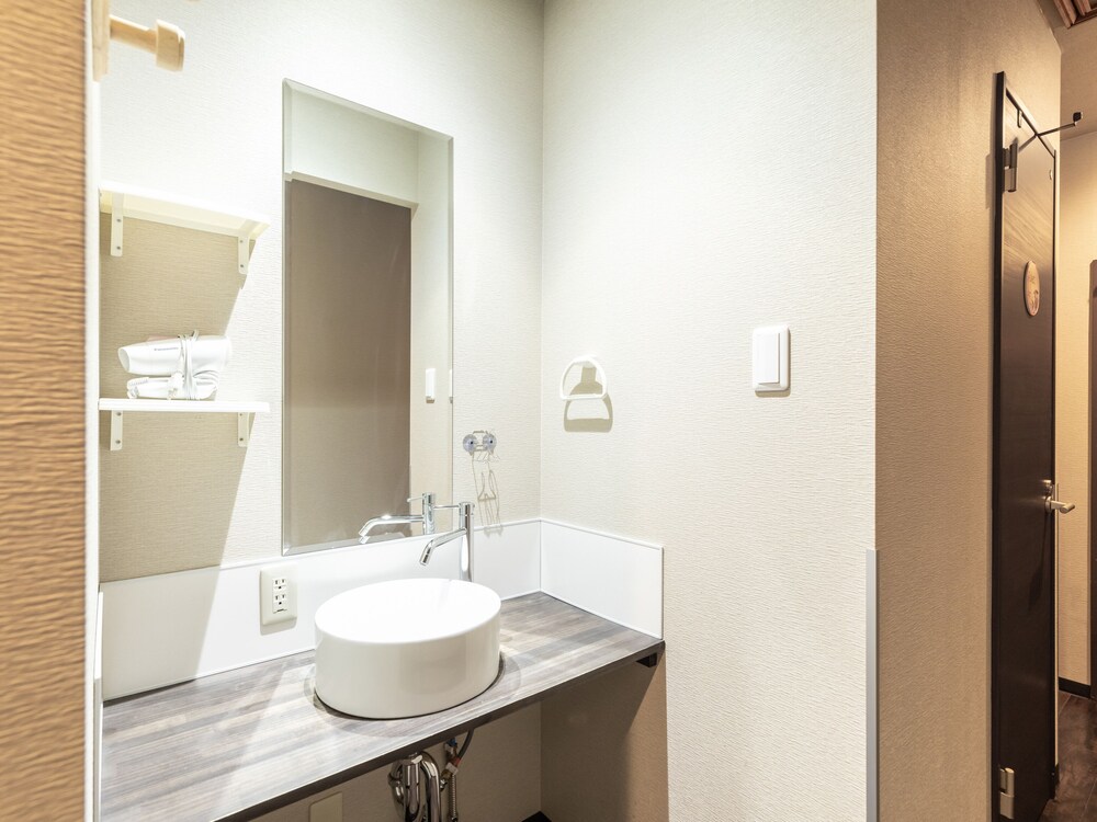 OYO RYOKAN E-STAY KYOTO ROKUJO 京都