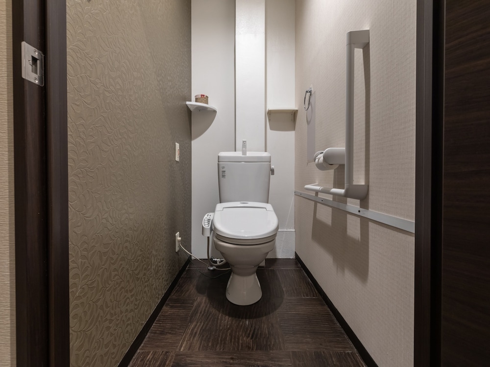 OYO RYOKAN E-STAY KYOTO ROKUJO 京都