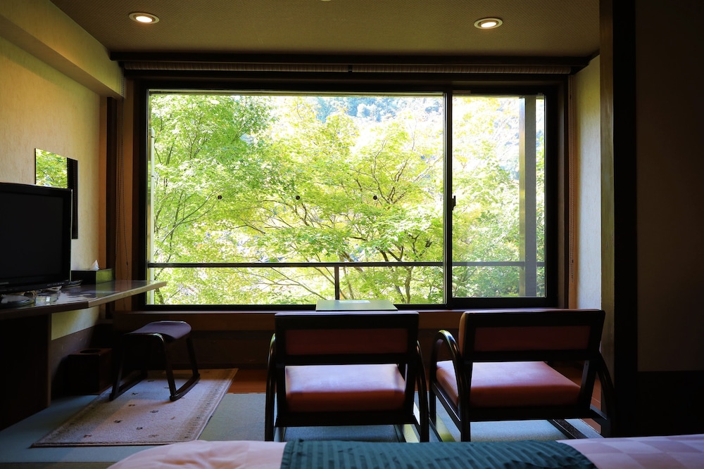 もみぢ家本館 高雄山荘 京都