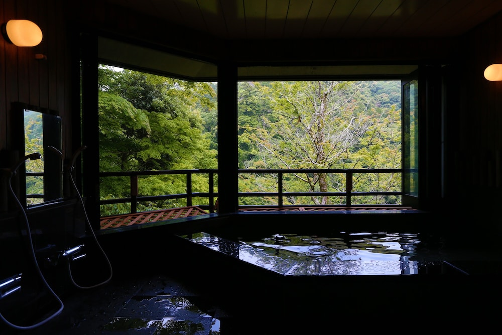 もみぢ家本館 高雄山荘 京都