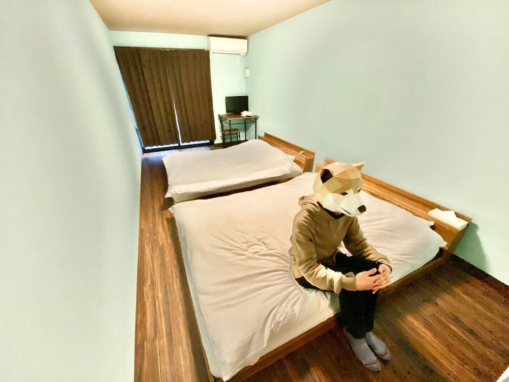 ROOT2 COFFEE & HOSTEL 京都