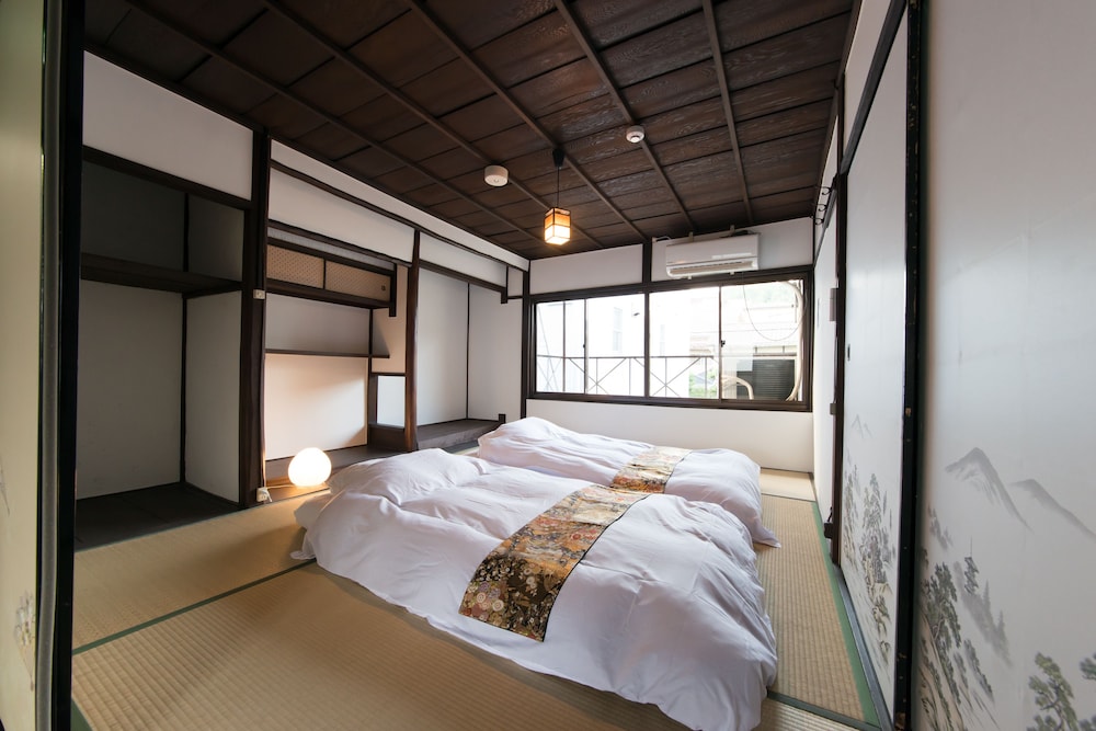 御陵三条 梅ノ戸庵 京都