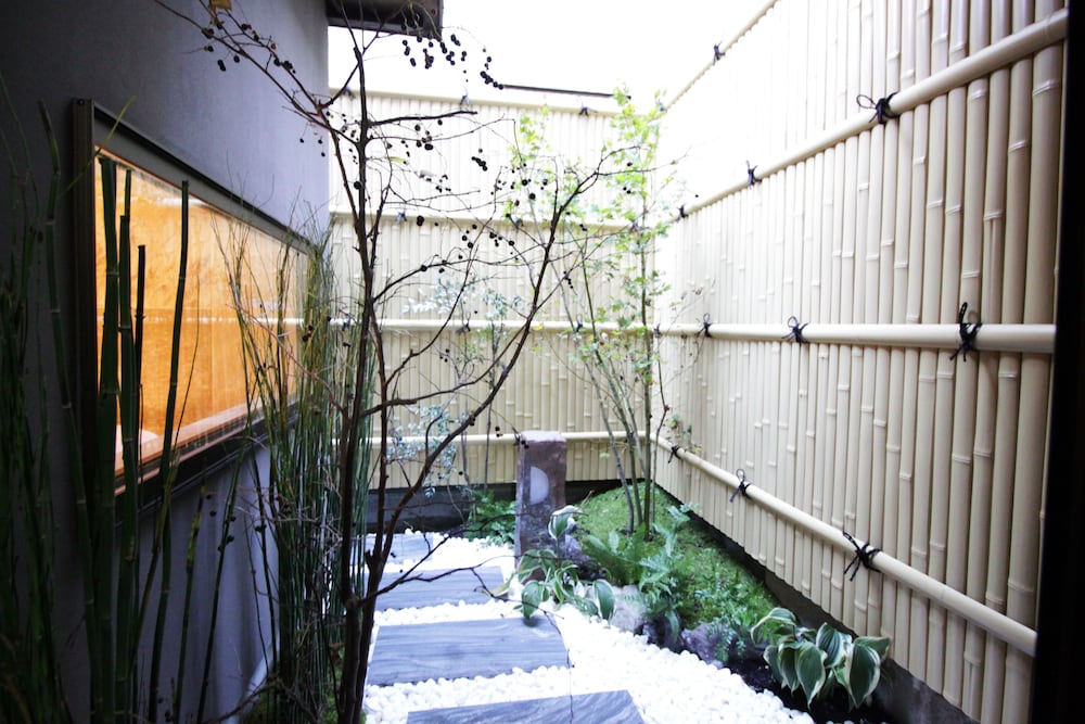 ホスタ二条泉 京都
