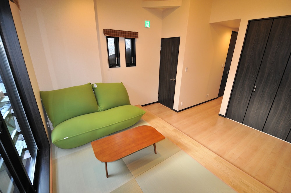 INARI INN GION 京都