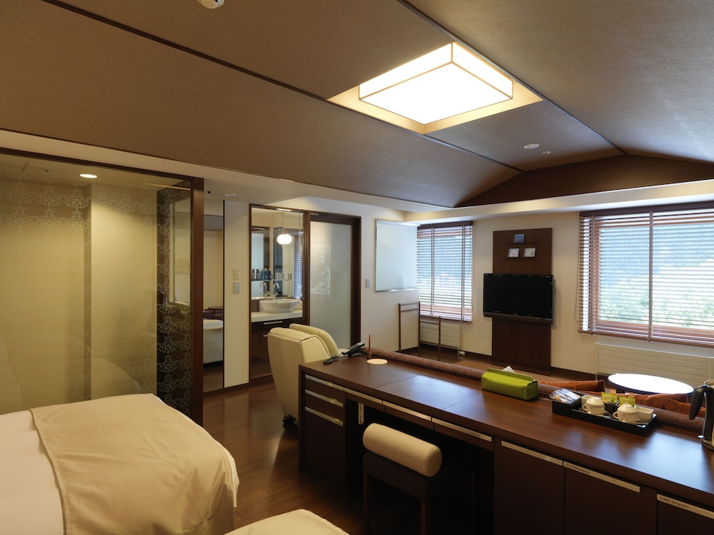 定山渓 鶴雅リゾートスパ 森の謌 札幌