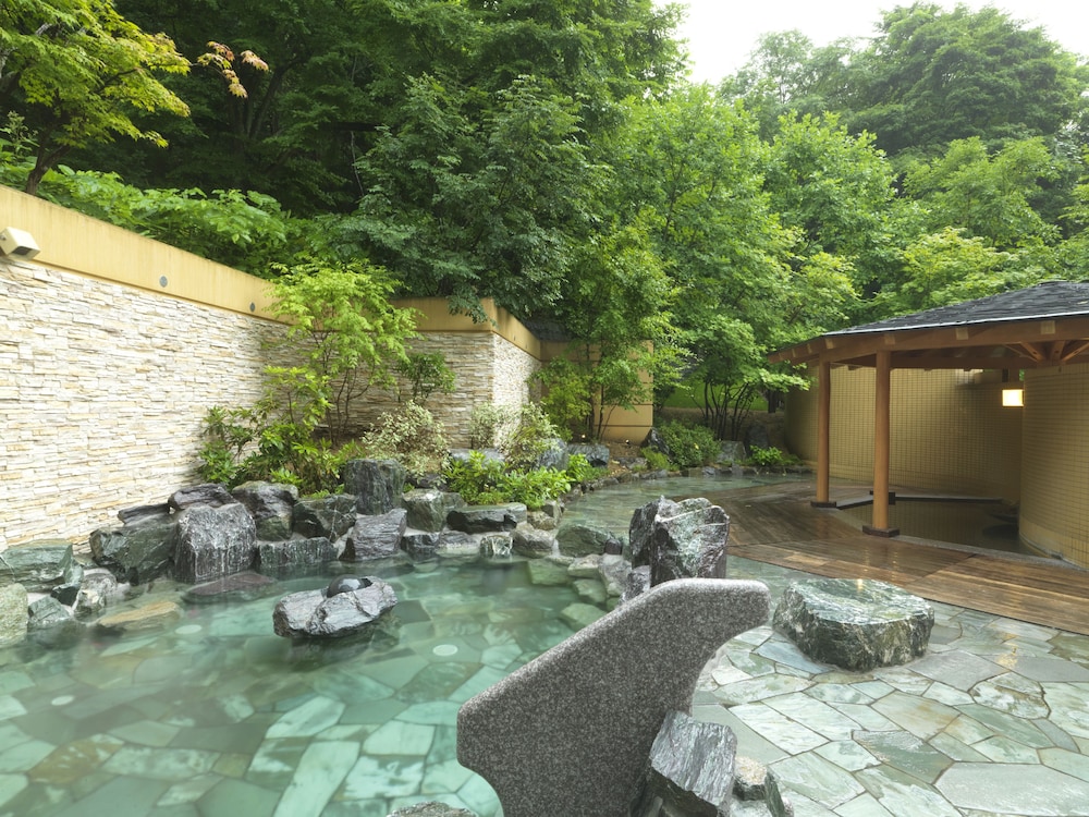 定山渓 鶴雅リゾートスパ 森の謌 札幌