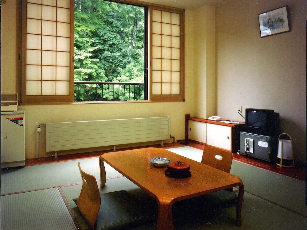 丸駒温泉旅館 札幌